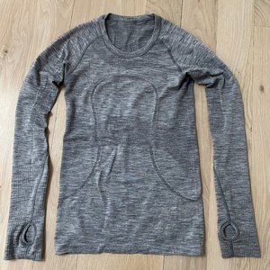 Lululemon Swiftly Tech Long Sleeve, Size 4